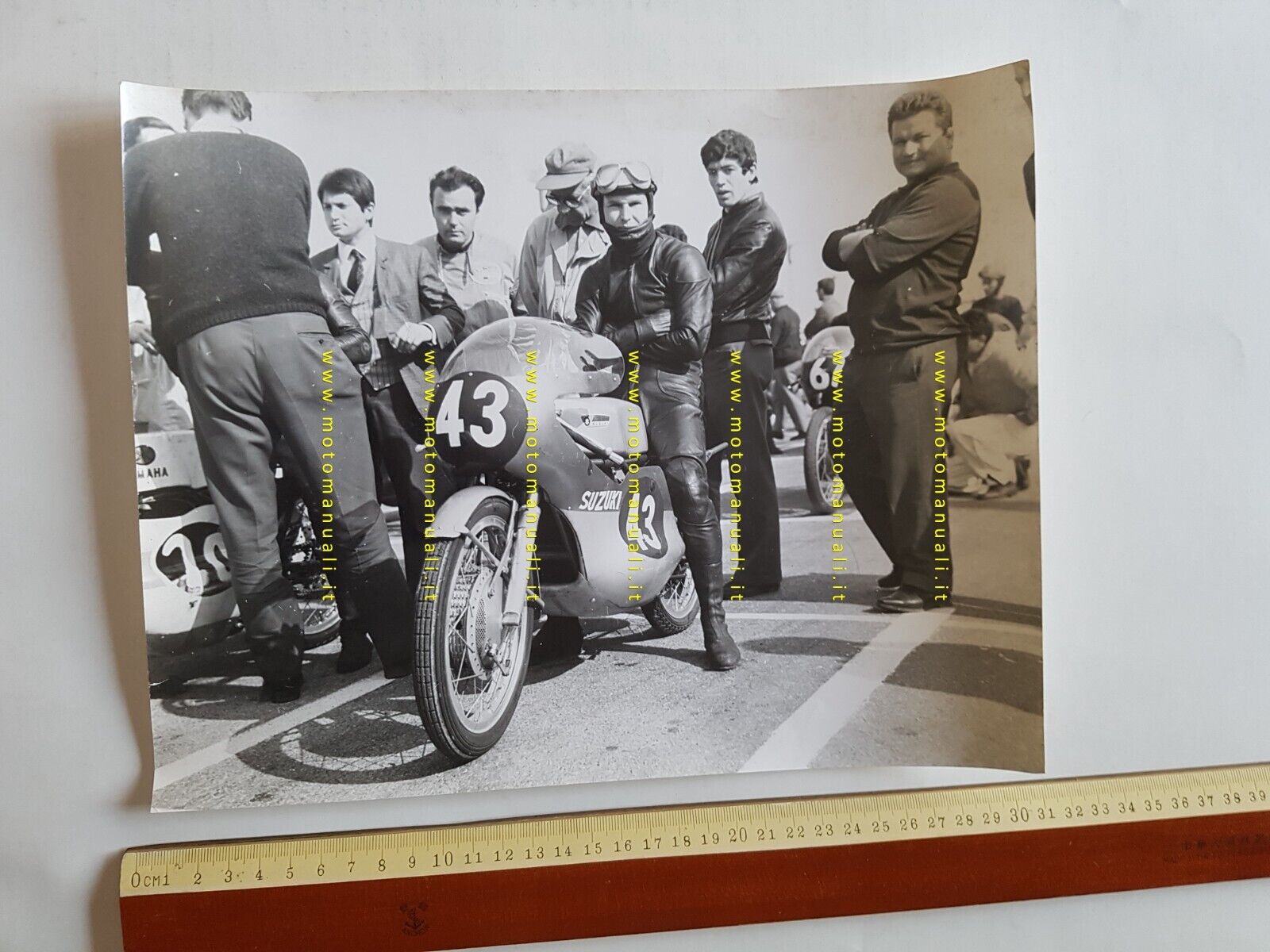 Agostini e altri piloti lotto 7 foto gare GP e Derivate originali anni 60-70 